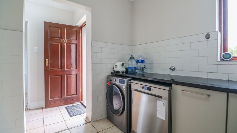 3 Bedroom Property for Sale in Castleton Western Cape